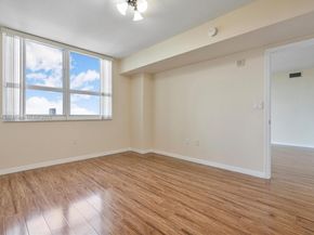19501 W Country Club Dr 912, Aventura FL 33180