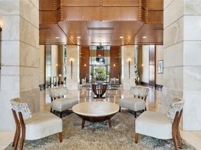 19501 W Country Club Dr 912, Aventura FL 33180