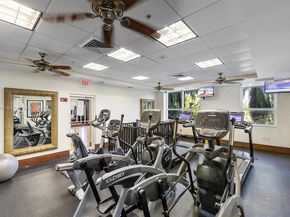 19501 W Country Club Dr 912, Aventura FL 33180