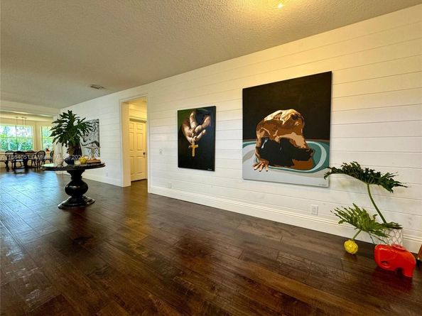 1307 Peregrine Way, Weston FL 33327