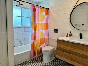 1307 Peregrine Way, Weston FL 33327