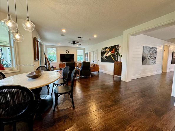 1307 Peregrine Way, Weston FL 33327