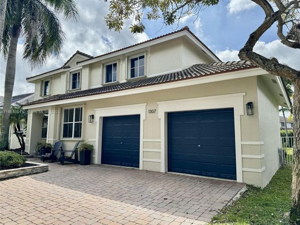 1307 Peregrine Way, Weston FL 33327