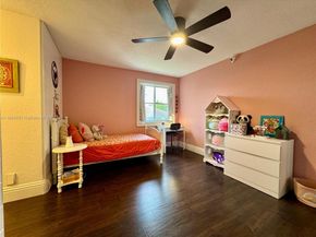 1307 Peregrine Way, Weston FL 33327
