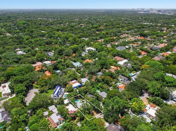 4118 Ventura Ave, Miami FL 33133