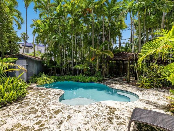 4118 Ventura Ave, Miami FL 33133
