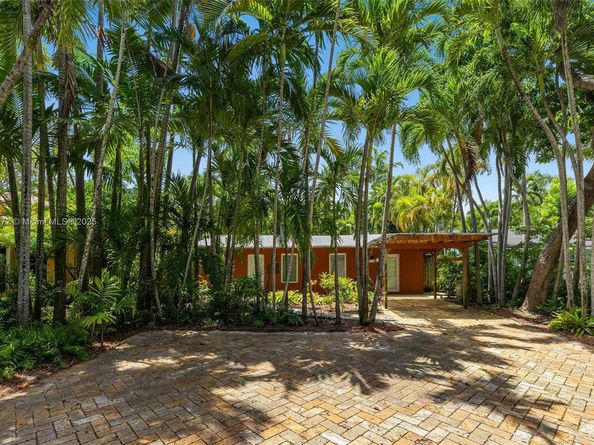 4118 Ventura Ave, Miami FL 33133