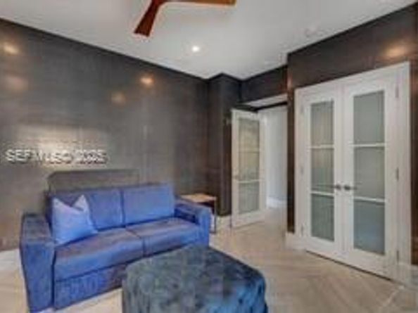 3180 S Ocean Dr 116, Hallandale Beach FL 33009