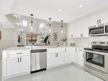 7779 La Mirada Dr