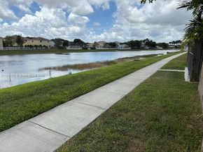 648 SE 32nd Ave 648, Homestead FL 33033
