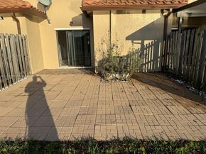 648 SE 32nd Ave 648, Homestead FL 33033