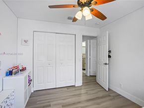 1317 Chenille Cir, Weston FL 33327