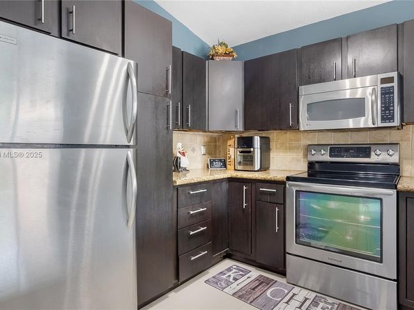 6311 Navajo Ter, Margate FL 33063
