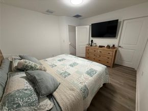 1043 SE 24th Ave, Homestead FL 33035