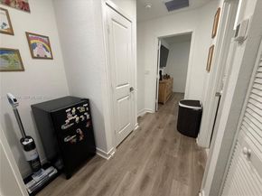 1043 SE 24th Ave, Homestead FL 33035