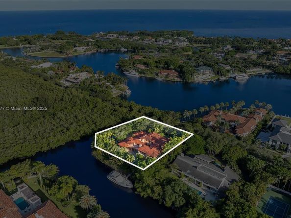 221 Casuarina Concourse, Coral Gables FL 33143