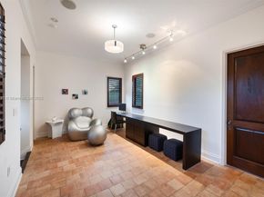 221 Casuarina Concourse, Coral Gables FL 33143