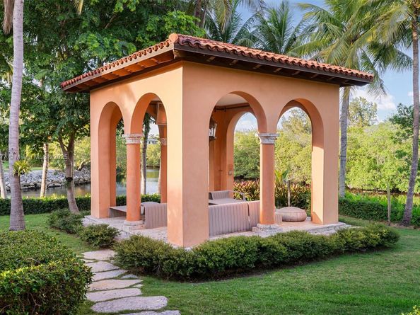 221 Casuarina Concourse, Coral Gables FL 33143