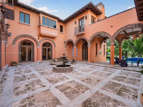 221 Casuarina Concourse, Coral Gables FL 33143