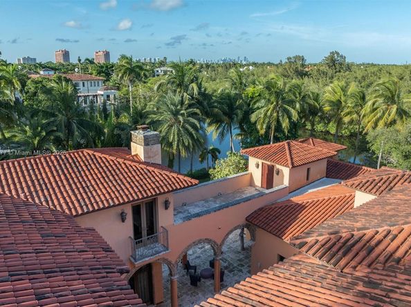 221 Casuarina Concourse, Coral Gables FL 33143
