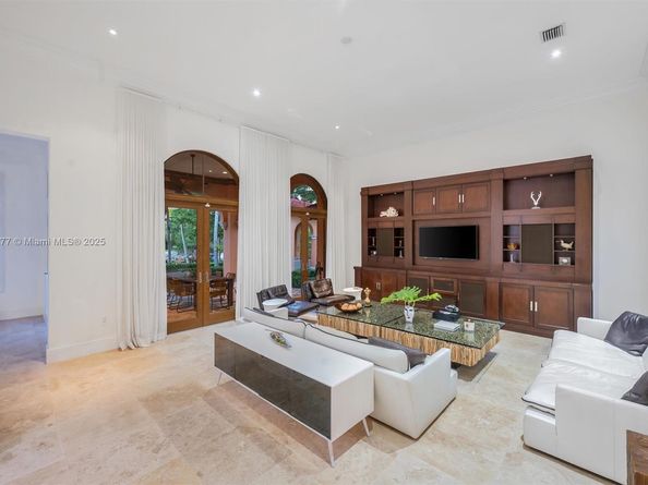 221 Casuarina Concourse, Coral Gables FL 33143