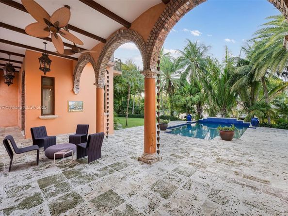 221 Casuarina Concourse, Coral Gables FL 33143
