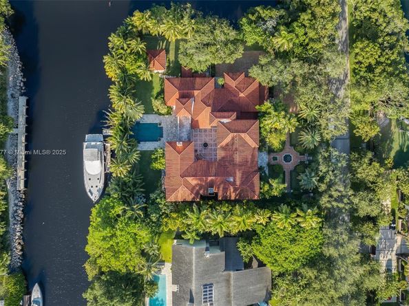 221 Casuarina Concourse, Coral Gables FL 33143