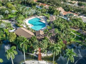 10753 Lenox Rd, Cooper City FL 33026