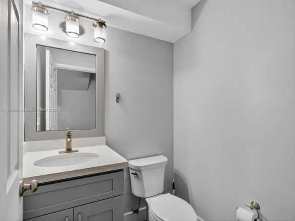 10753 Lenox Rd, Cooper City FL 33026