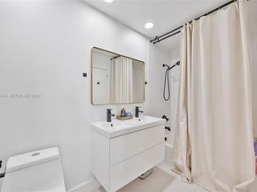 14720 SW 139th Ave 139, Miami FL 33186