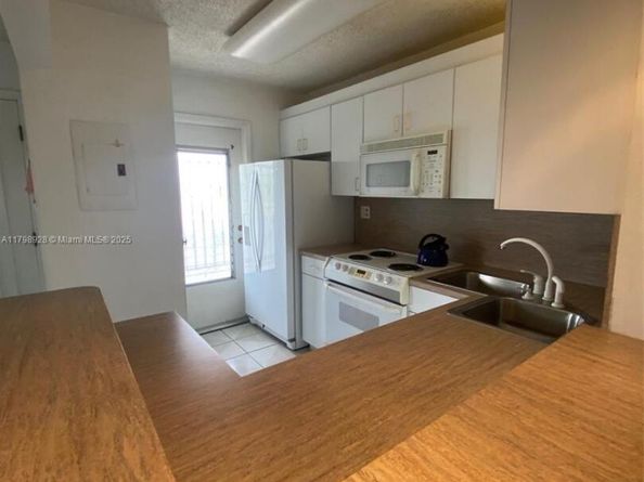 1400 SW 27th Ave 202, Miami FL 33145