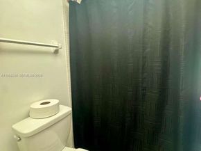 3720 Inverrary Dr 2S, Lauderhill FL 33319