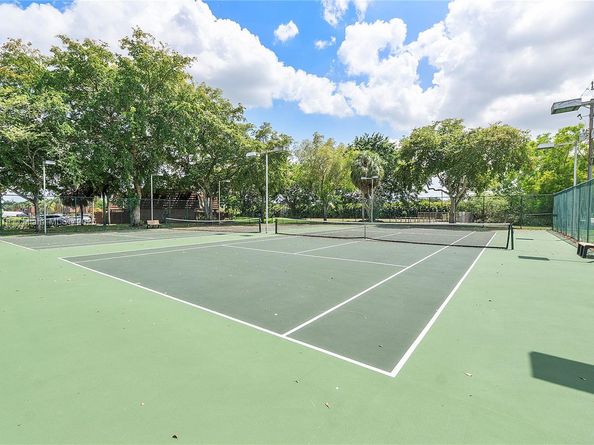 11861 SW 13th Ct, Davie FL 33325