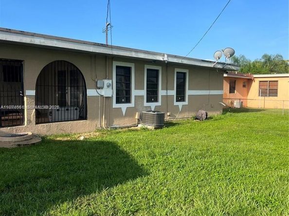 3241 NW 154th Ter, Miami Gardens FL 33054