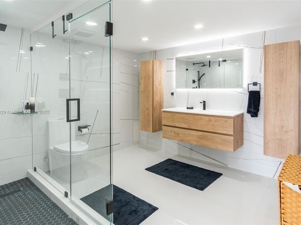 5701 Collins Ave 601, Miami Beach FL 33140