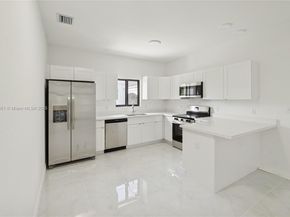 1844 NW 33rd St, Miami FL 33142