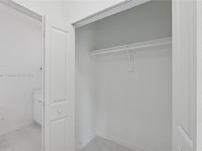 1844 NW 33rd St, Miami FL 33142