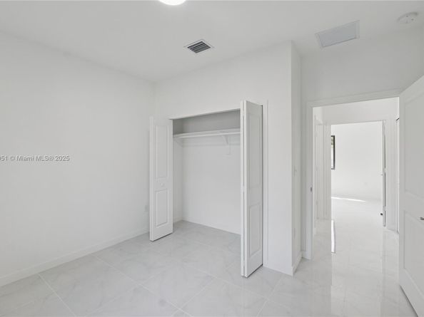 1844 NW 33rd St, Miami FL 33142