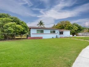 1220 NW 190th St, Miami Gardens FL 33169