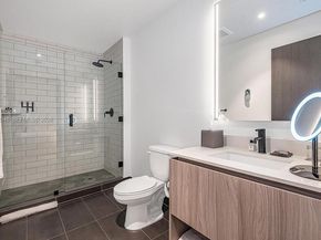 398 NE 5th St 2418, Miami FL 33132