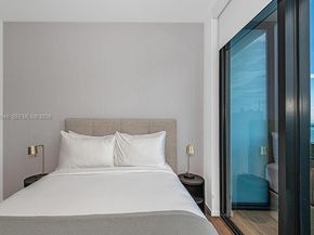 398 NE 5th St 2418, Miami FL 33132