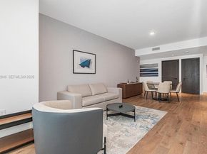 398 NE 5th St 2418, Miami FL 33132