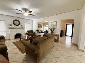 1835 SW 10th St, Miami FL 33135