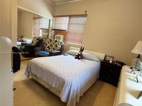 1835 SW 10th St, Miami FL 33135