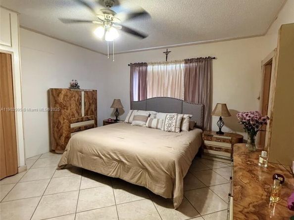 1835 SW 10th St, Miami FL 33135