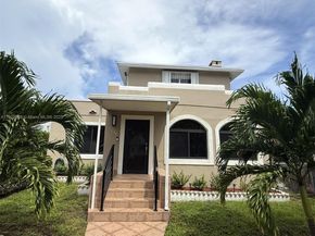 1835 SW 10th St, Miami FL 33135