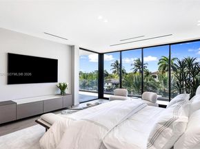 13000 N Bayshore Dr, North Miami FL 33181