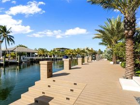 13000 N Bayshore Dr, North Miami FL 33181