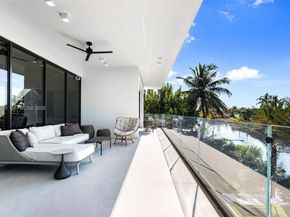 13000 N Bayshore Dr, North Miami FL 33181