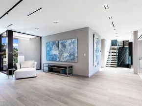 13000 N Bayshore Dr, North Miami FL 33181